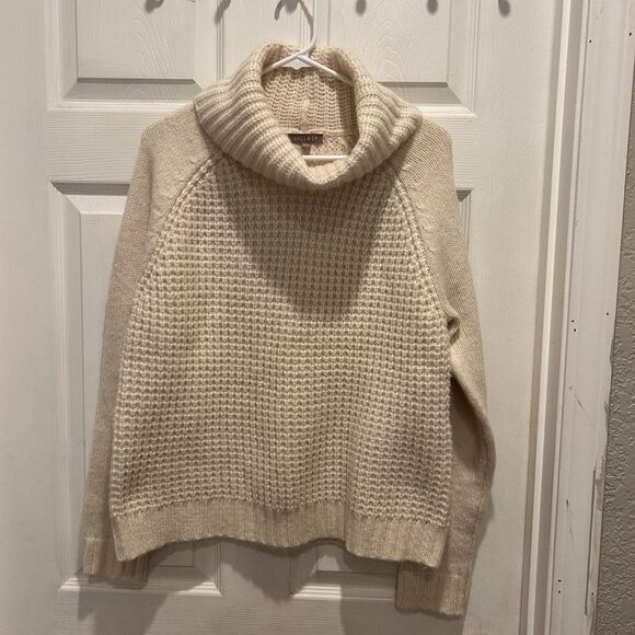 LILLA P‎ Woman’s Cream Chunky Long Sleeve Knitted Sweater TurtleNeck Size Large - Picture 1 of 6
